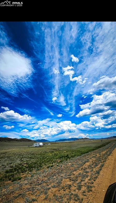 Image 10 of 11: View