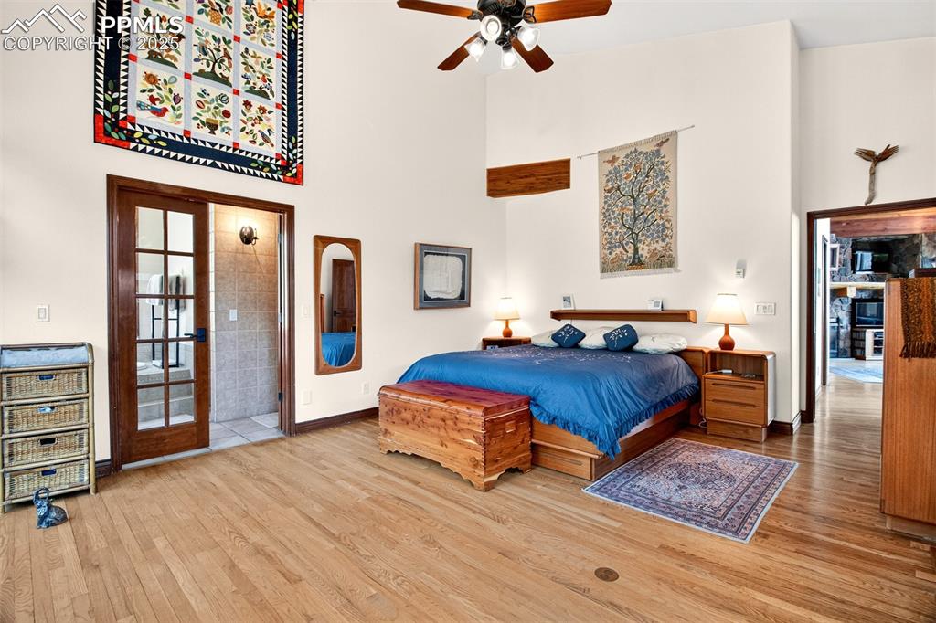 Image 16 of 50: Additional view of the primary bedroom