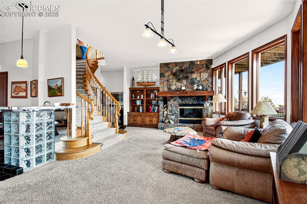 Image 32 of 50: Additional view of the recreation room