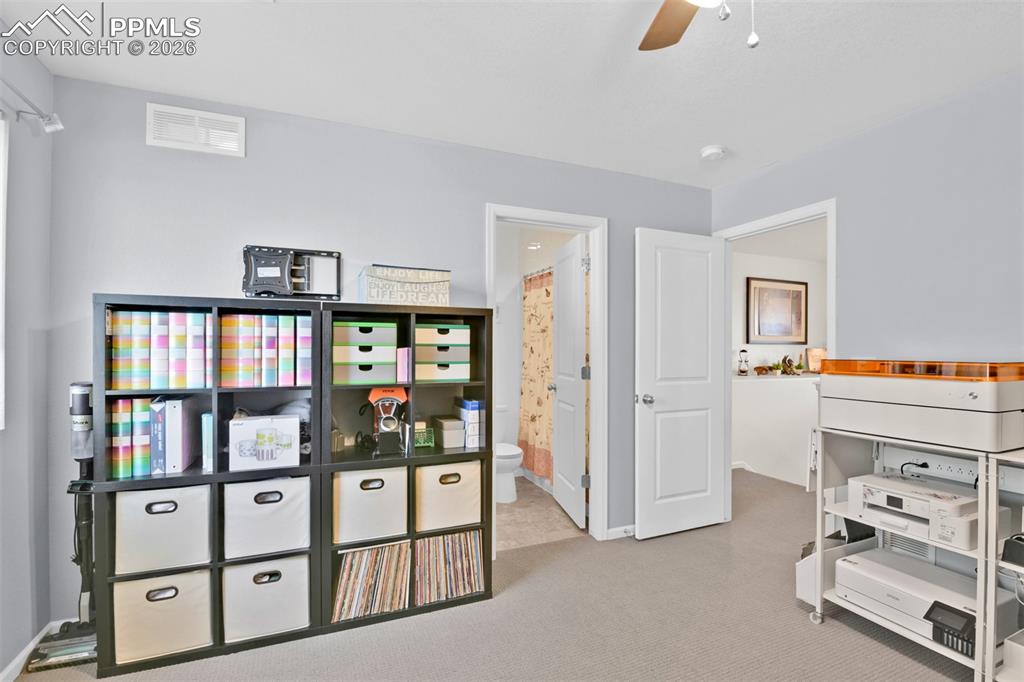 Image 28 of 50: Bedroom