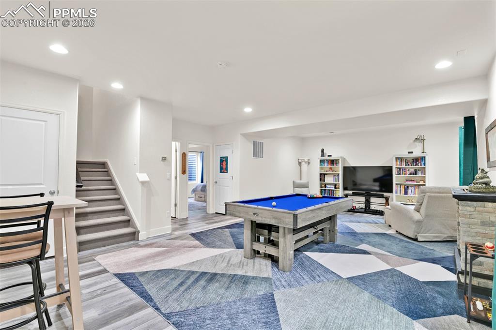 Image 32 of 50: Game Room