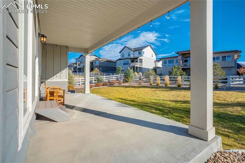 Image 37 of 50: Patio