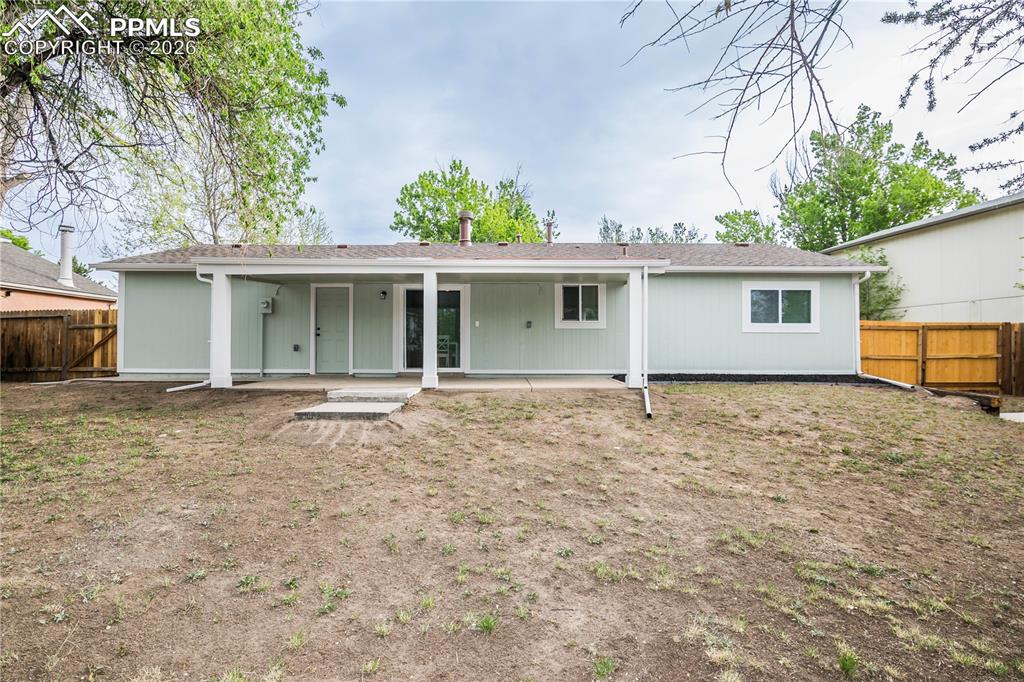 Image 26 of 28: Back of Structure