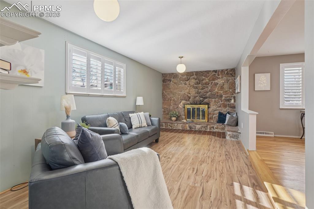 Image 8 of 41: Living Room