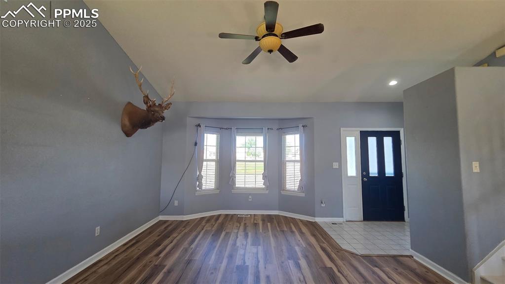 Image 2 of 33: Entry