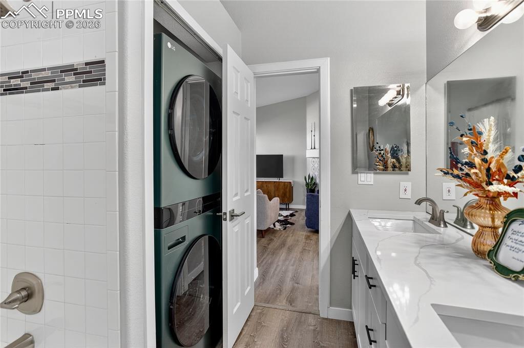 Image 11 of 14: Top of the line washer & dryer