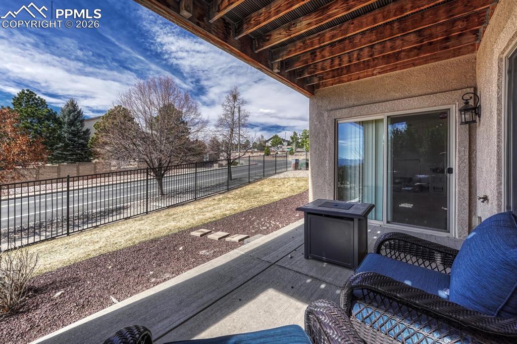 Image 44 of 48: Patio