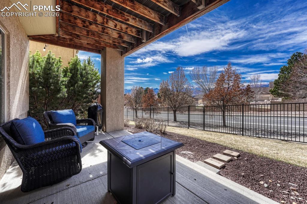 Image 45 of 48: Patio