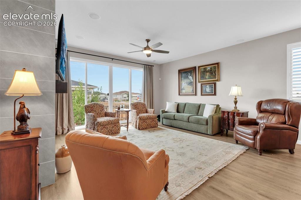 Image 7 of 36: Living Room