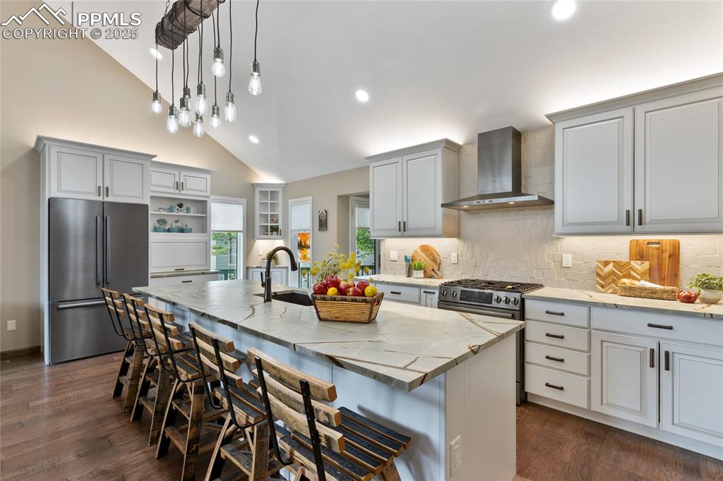 Image 9 of 44: top of the line black stainless Bosch appliances