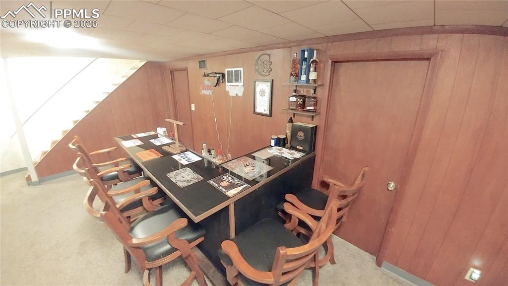 Image 21 of 40: Office