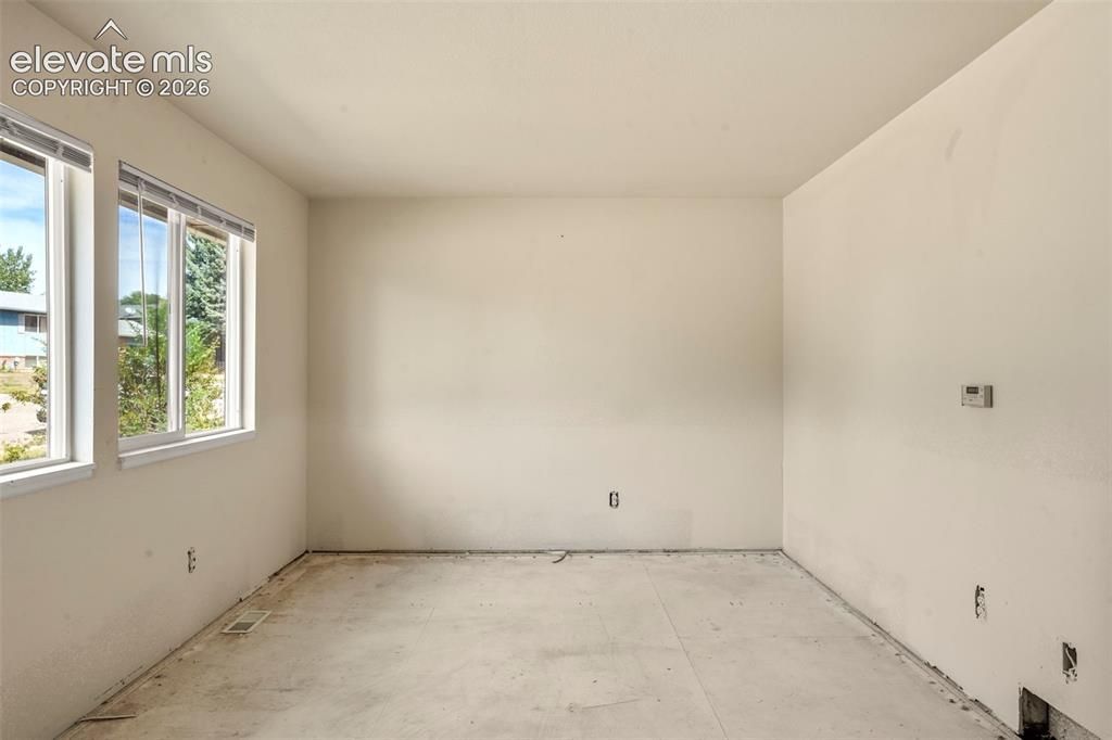 Image 10 of 29: Living Room