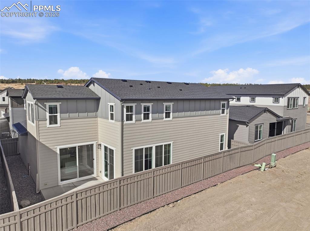 Image 39 of 39: No Description Available