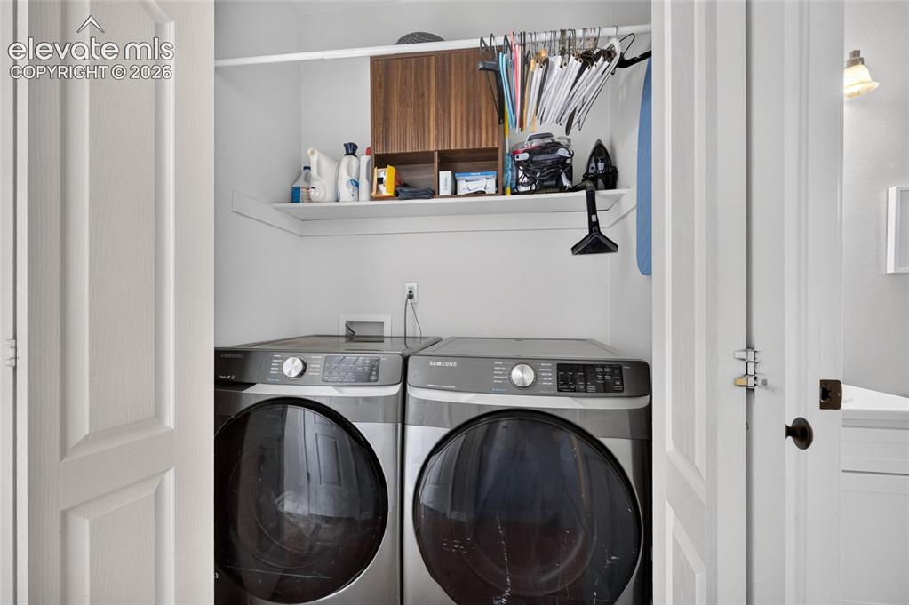 Image 17 of 31: Laundry