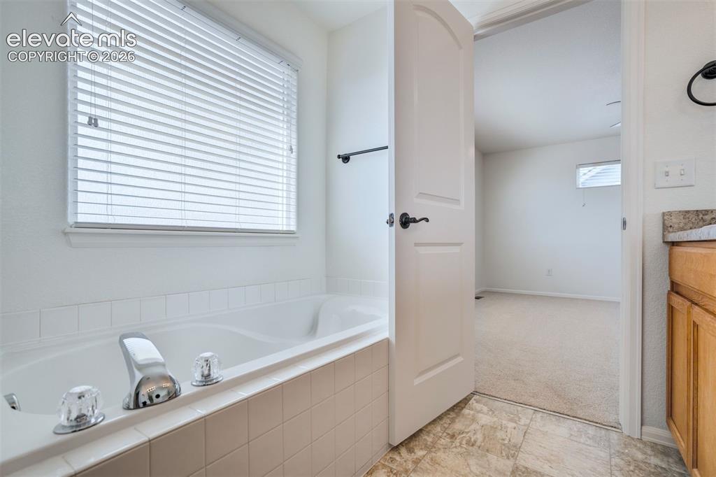 Image 23 of 39: Soaking tub for those long days. 