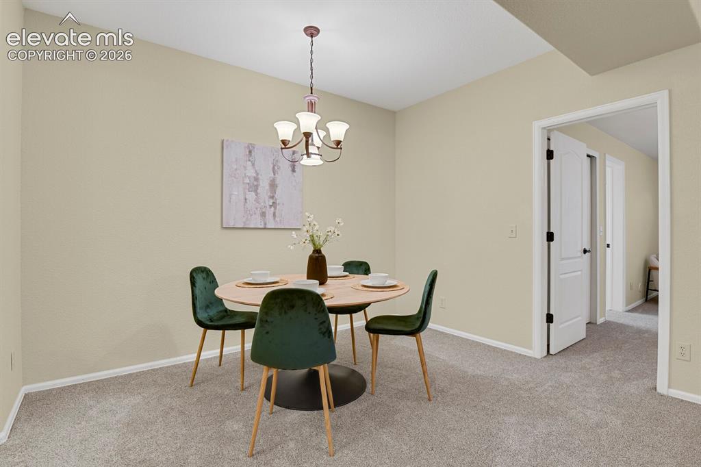 Image 7 of 36: Dining Area