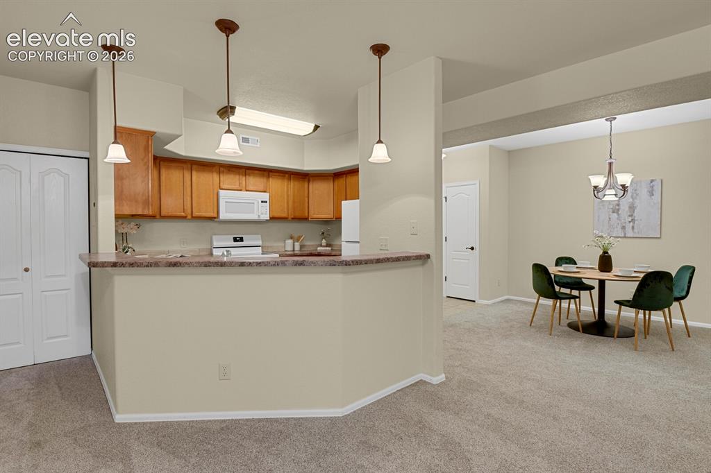 Image 9 of 36: Kitchen