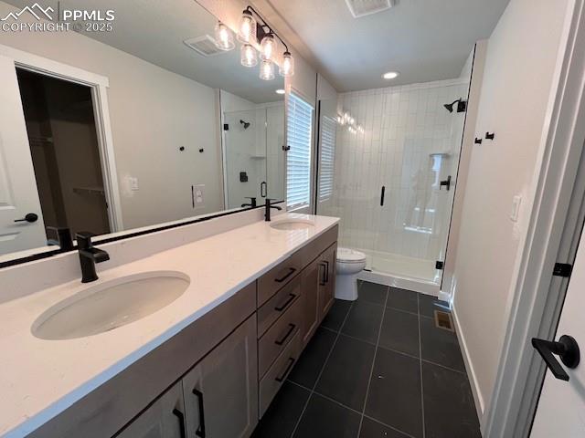 Image 11 of 12: Bathroom