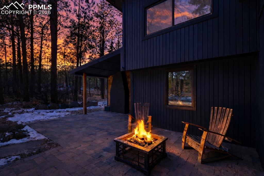 Image 4 of 45: Patio