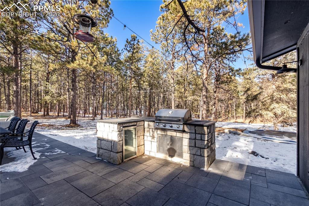 Image 7 of 45: Patio