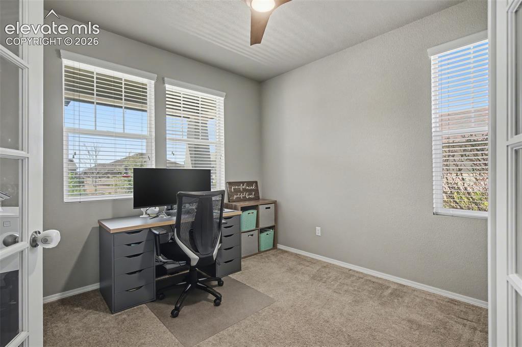 Image 14 of 40: Office