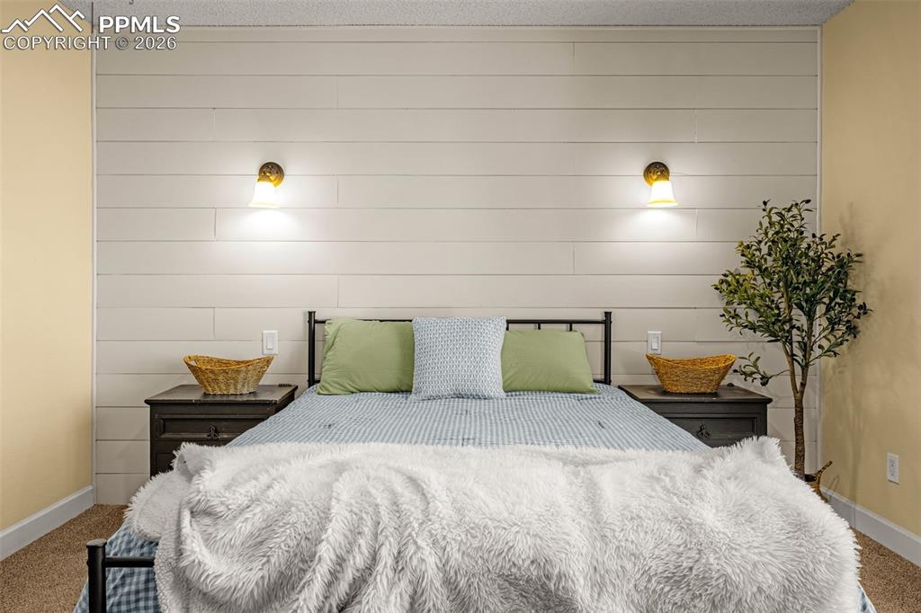 Image 9 of 20: Primary Bedroom