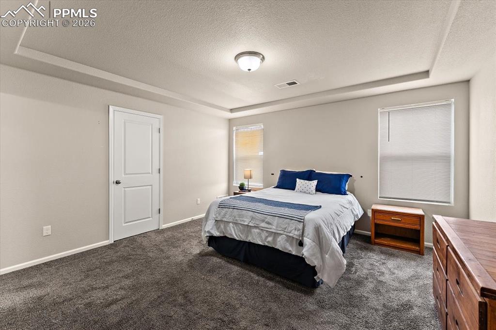 Image 17 of 28: Upstairs Bedroom