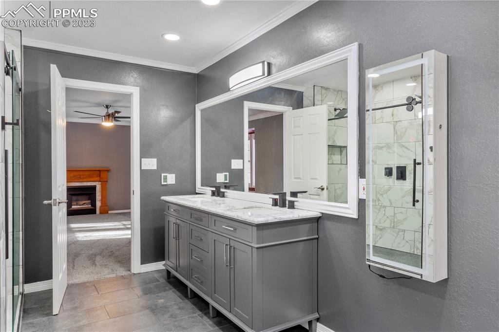 Listing 6573777, Image 18 of 32