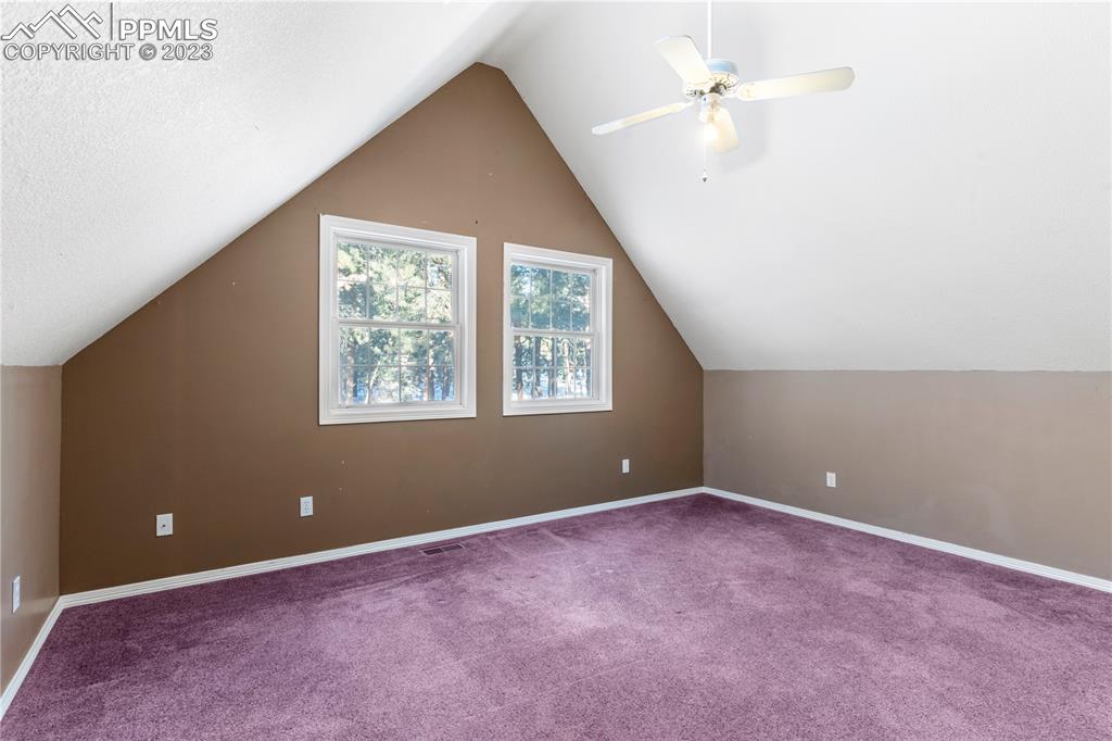 Listing 6573777, Image 25 of 32