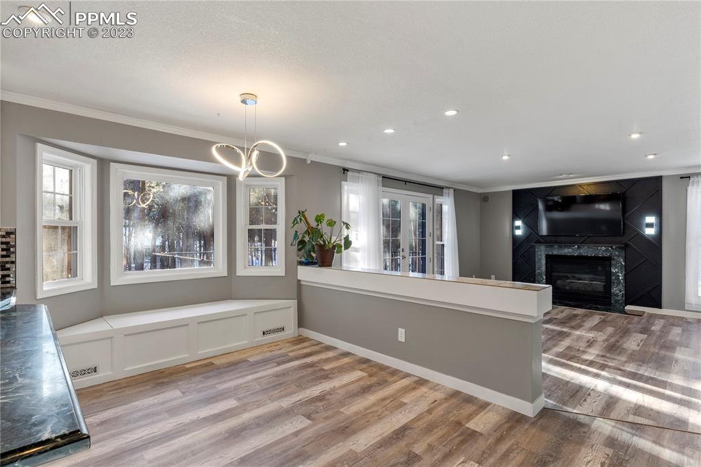 Listing 6573777, Image 8 of 32