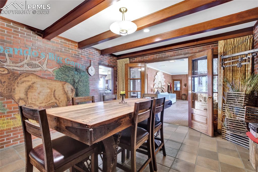 Image 45 of 50: Dining Area