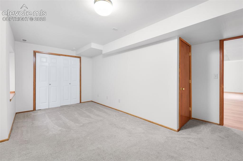 Image 34 of 49: Bedroom