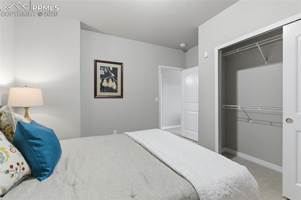 Image 43 of 50: Bedroom