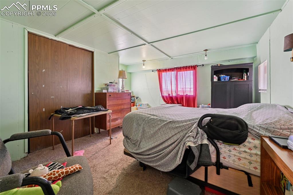 Image 10 of 22: Master Bedroom