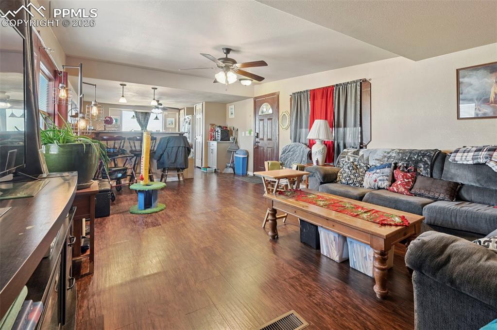 Image 2 of 22: Living Room