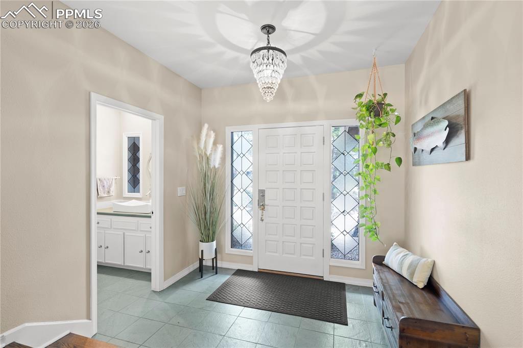 Image 14 of 48: Entry