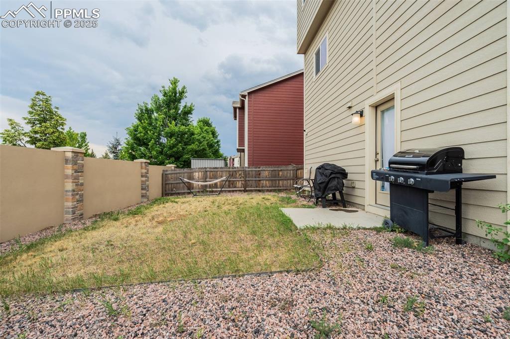 Image 24 of 27: View of yard