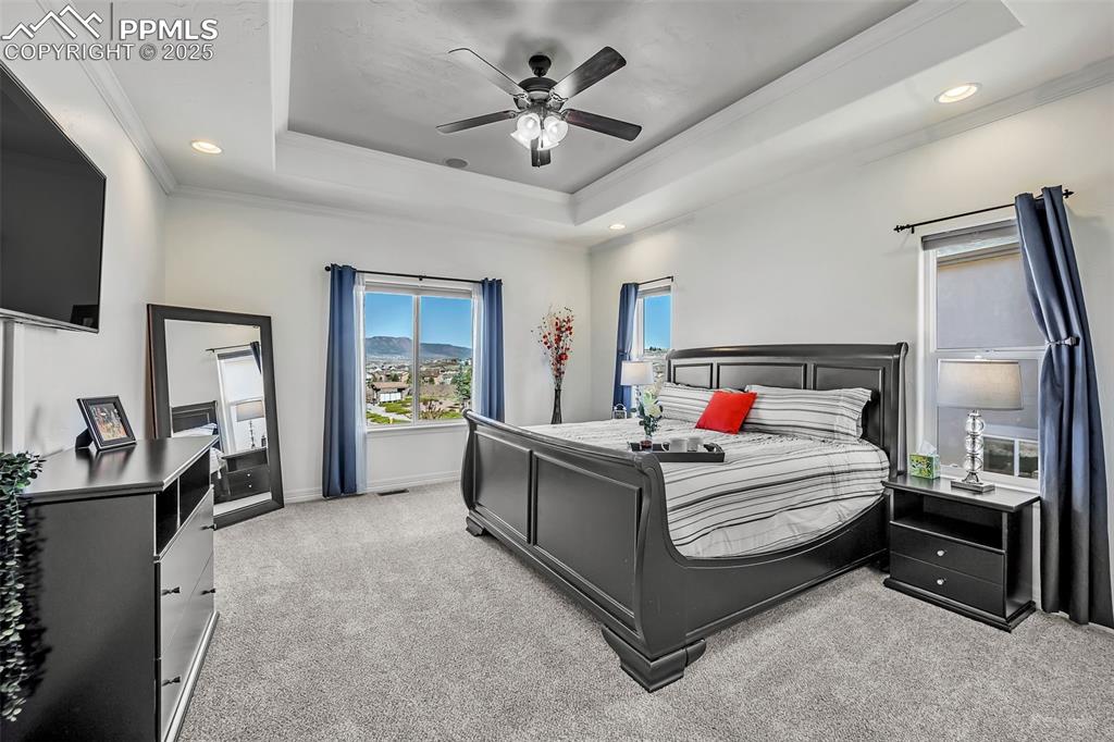 Image 15 of 47: Bedroom