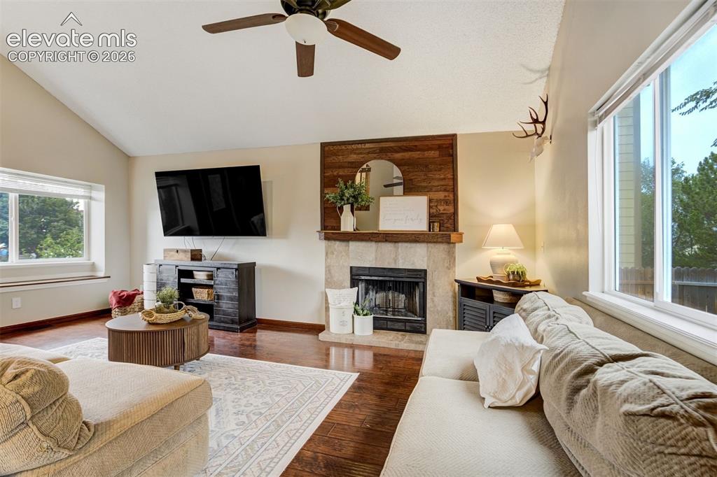 Image 7 of 41: Living Room
