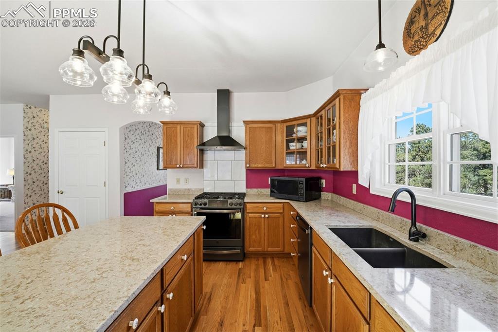 Image 13 of 47: Updated Kitchen