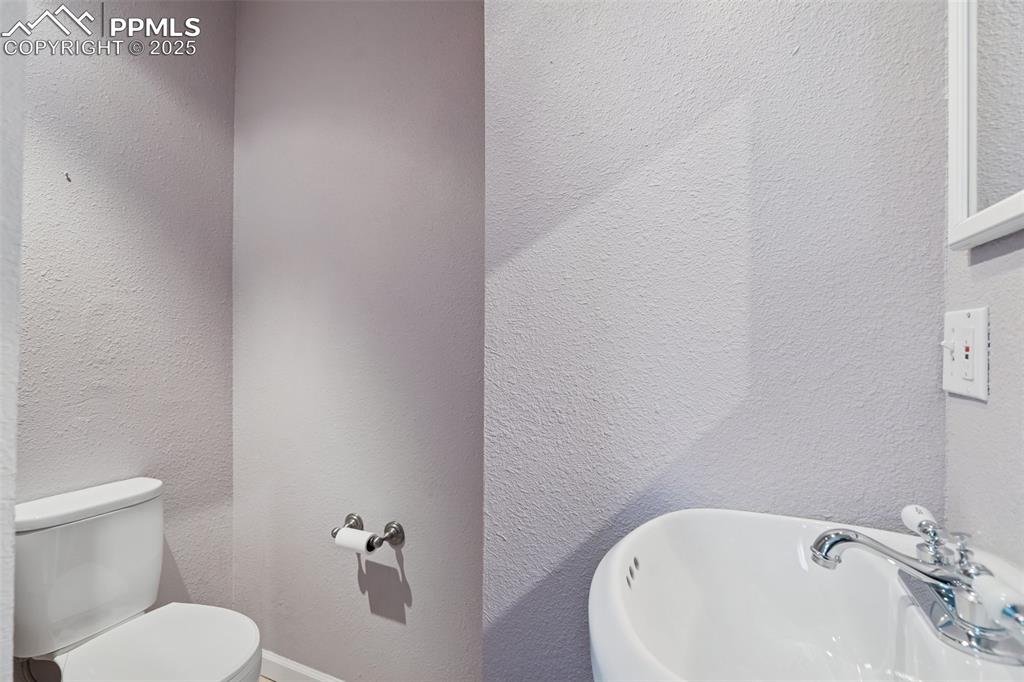 Image 18 of 32: Master Bathroom