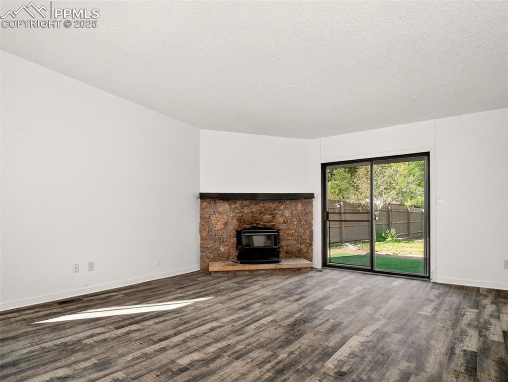 Image 14 of 44: Walk out access to the backyard