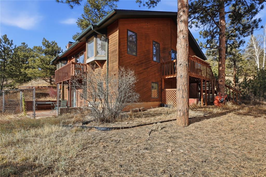 Image 40 of 42: Side of Structure