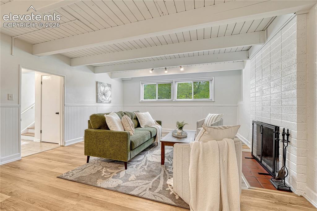 Image 6 of 37: Living Room