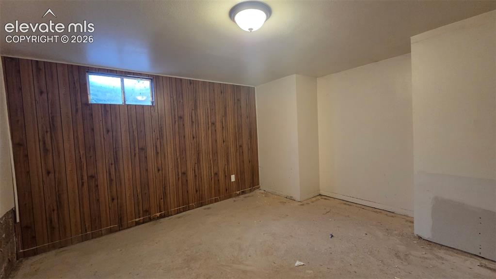 Image 21 of 23: Basement