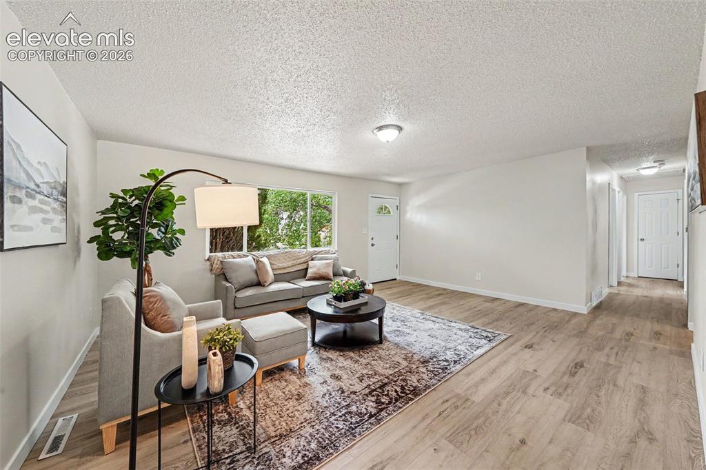 Image 7 of 19: Living Room