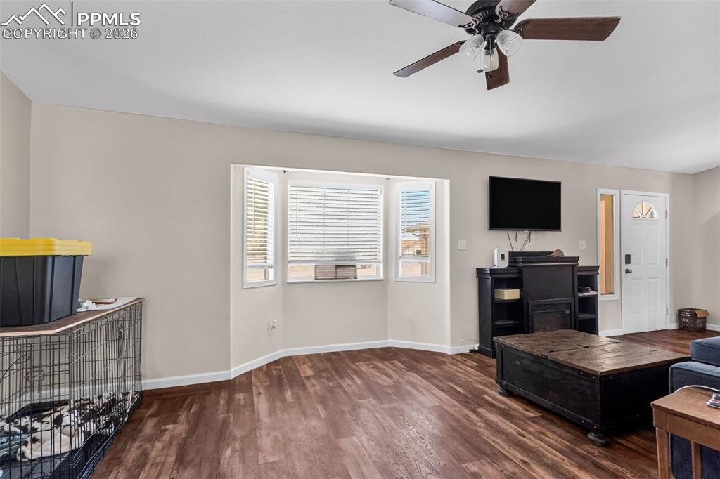 Image 12 of 39: Living Room