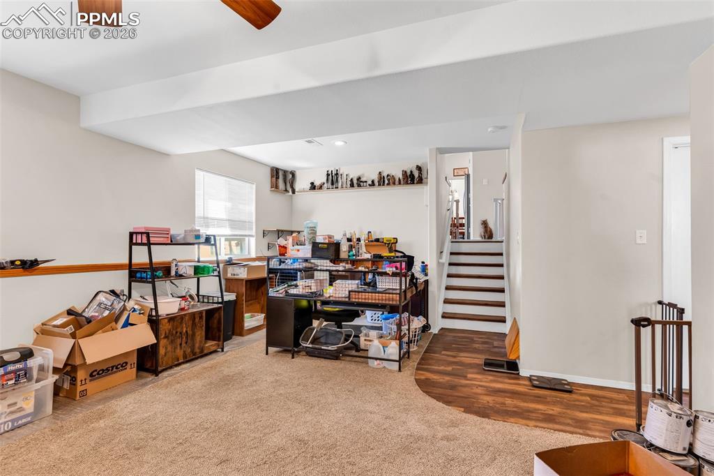 Image 30 of 39: Family Room