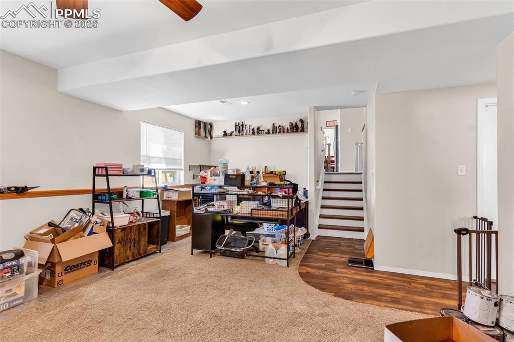 Image 31 of 39: Family Room