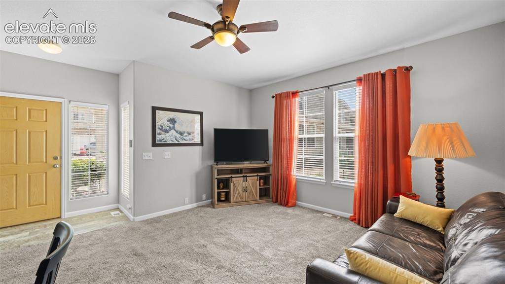 Image 8 of 31: Living Room